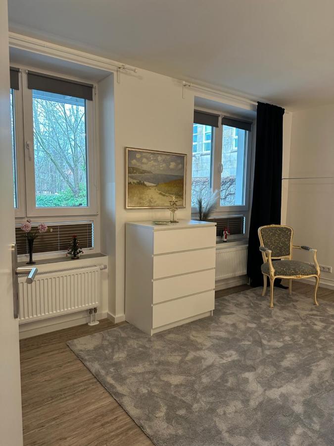 Am Kleinen Muehlenteich - Zentrale Ruhige Lage Mit Parkplatz Und Fahrraedern Lejlighed Flensborg Eksteriør billede